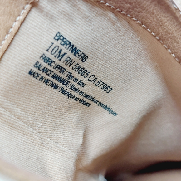 NEW Bp. Brynne Tan Faux Leather Block Heel Pointy Toe Ankle Boots D681 - Picture 10 of 11